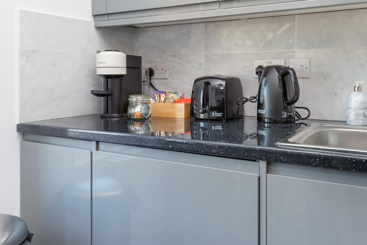 Taylor'S Apartment Wimbledon Лондон Экстерьер фото