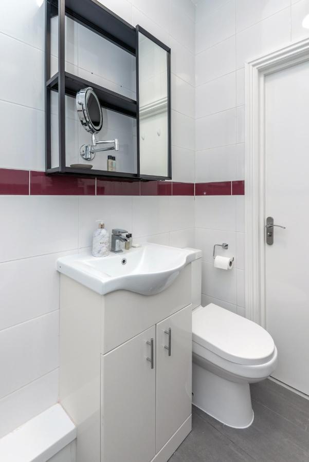 Taylor'S Apartment Wimbledon Лондон Экстерьер фото